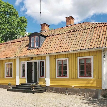 4 Bedroom Gorgeous Home In Lindesberg Zewnętrze zdjęcie