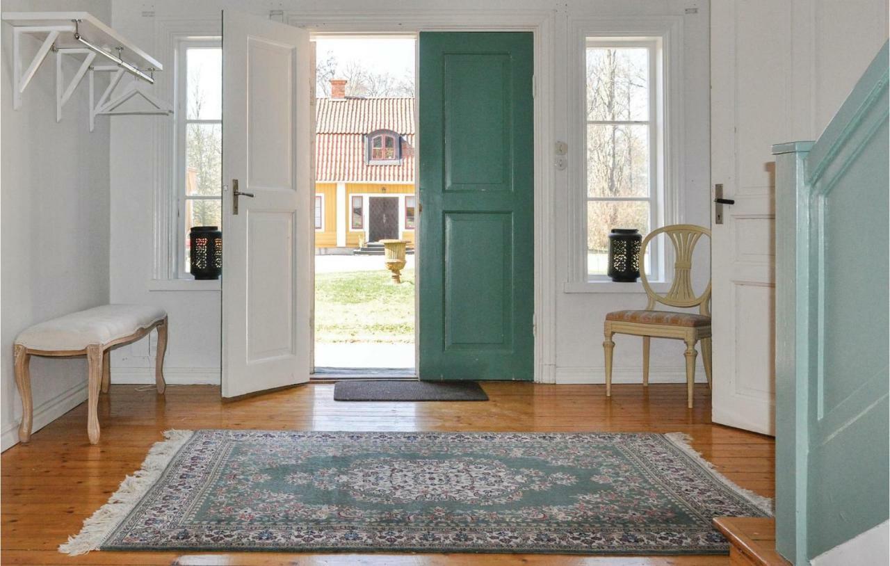 4 Bedroom Gorgeous Home In Lindesberg Zewnętrze zdjęcie