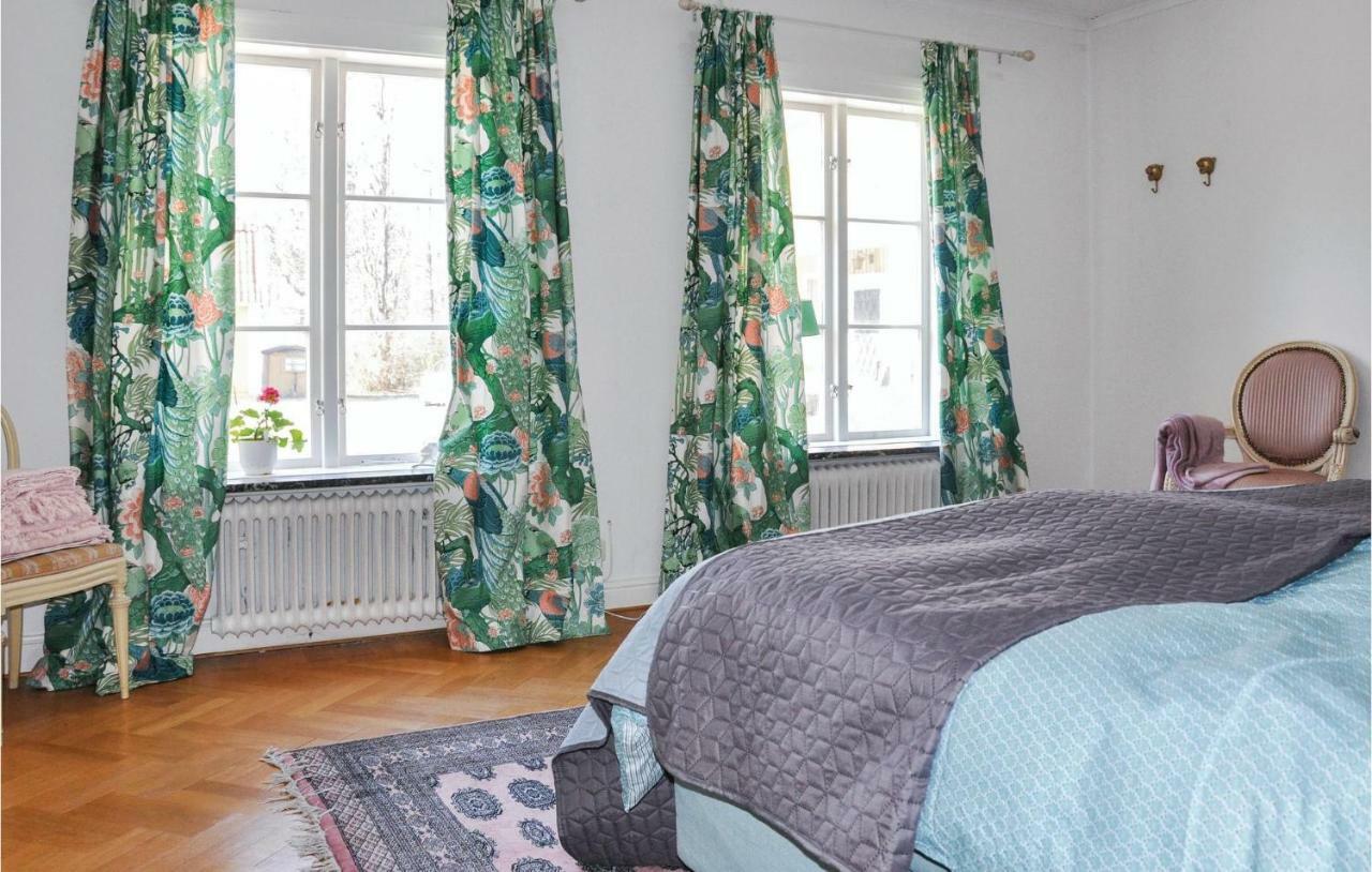 4 Bedroom Gorgeous Home In Lindesberg Zewnętrze zdjęcie